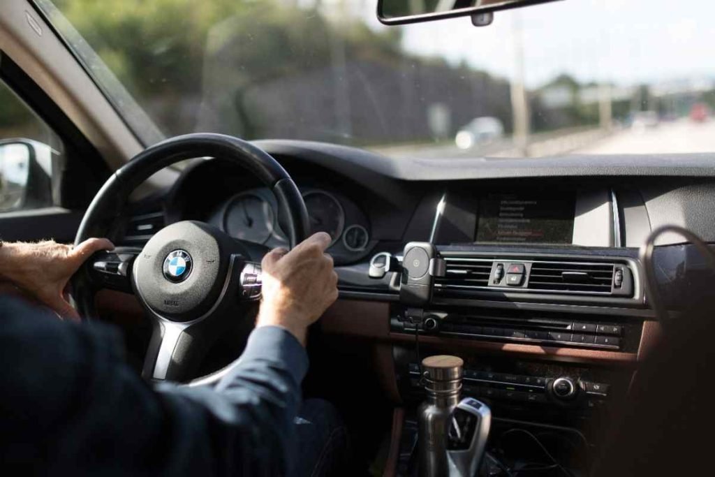 Chauffeur Muscat Airport 1024x683